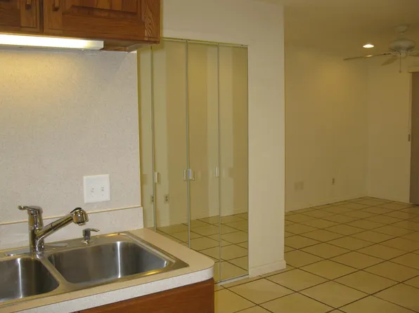 4948 Goucher Ln #700, Orlando, FL 32821