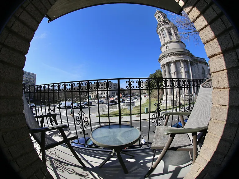 Private balcony over 16th & Columbia.