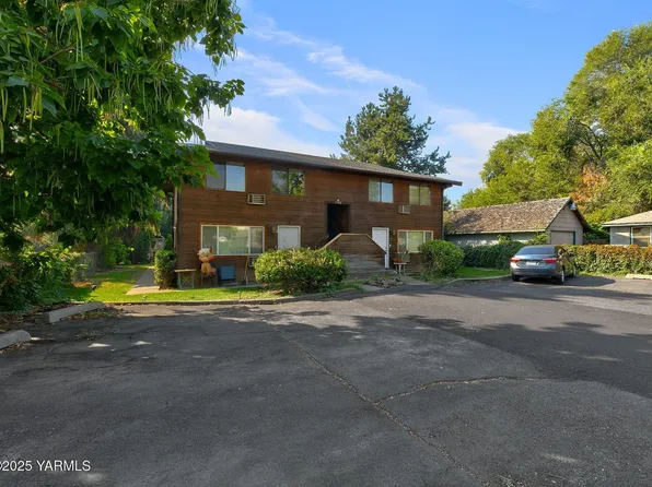 1702 W Prasch Ave, Yakima, WA 98902