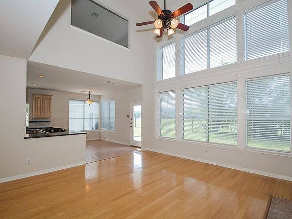 5th image of 4711 Brookside Ct
