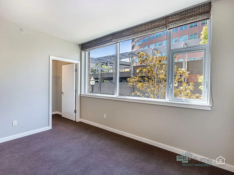 1920 SW River Dr #202 — Photo 19