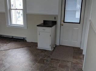 34-36 North St, Three Rivers, MA 01080