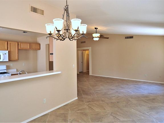 3rd image of 3088 W Autumn Breeze Dr