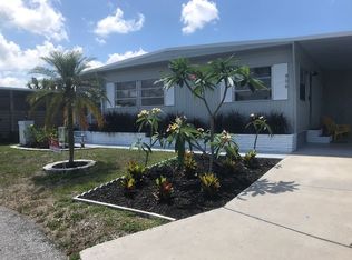 906 Montego W, Venice, FL 34285