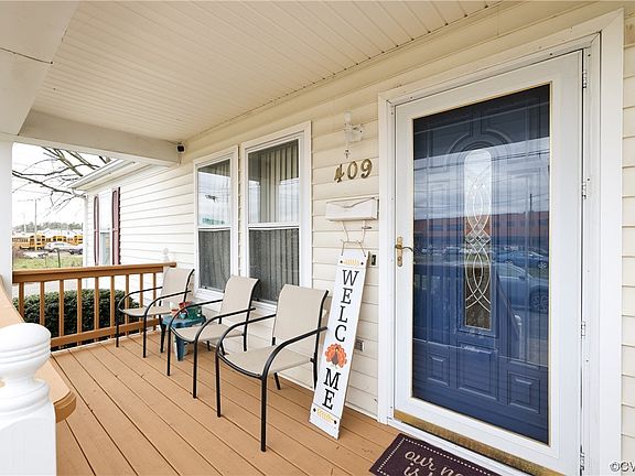 4th image of 409 E Pilkington St