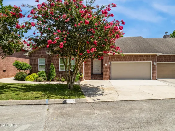 57 Riverview Dr, Oak Ridge, TN 37830