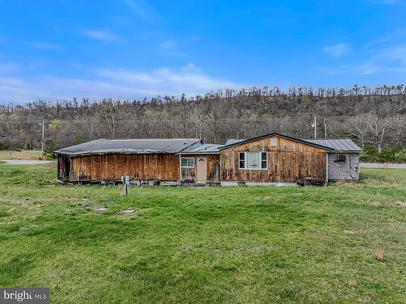 5th image of 11249 Valley Rd