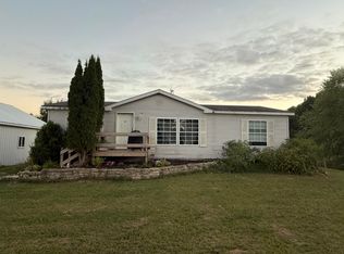 1005 W Maple St, Mecosta, MI
