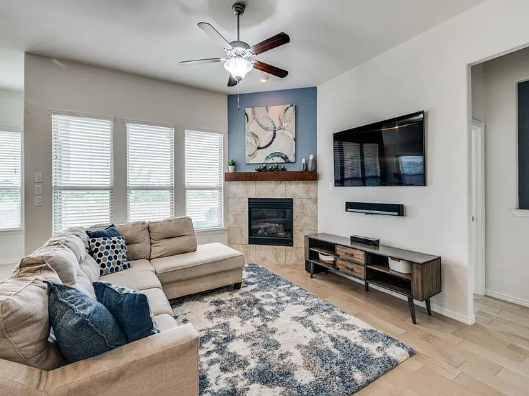 9108 Bronze Meadow Dr — Photo 5