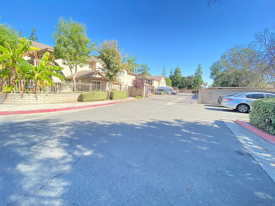 4119 Van Buren Blvd #25