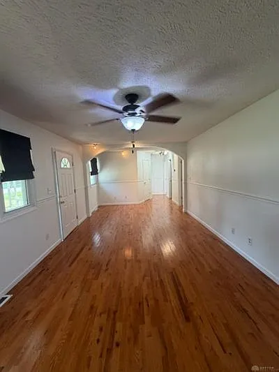 2 bed, 2.0 bath, 1008 sqft, $1,500 — Photo 2