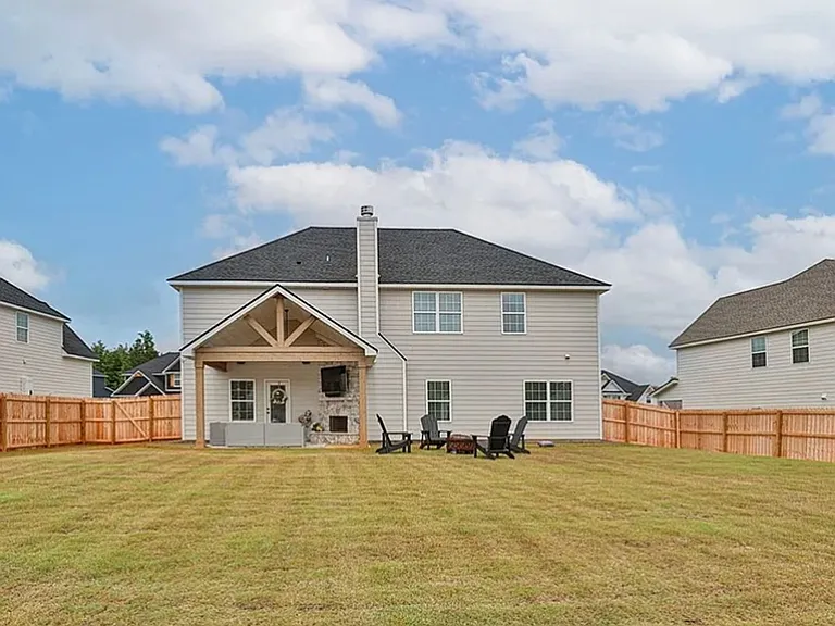 3080 Wynn Way — Photo 32