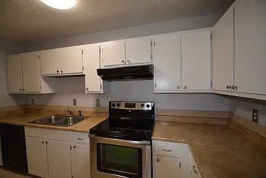 1 Br/1 Ba Condo In Titusville — Photo 2