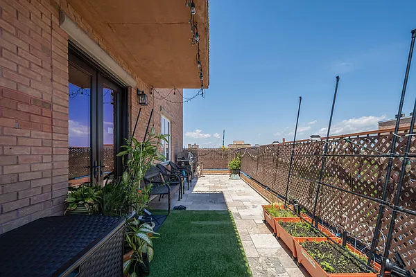 Sold by Ilite Realty Inc | media 20