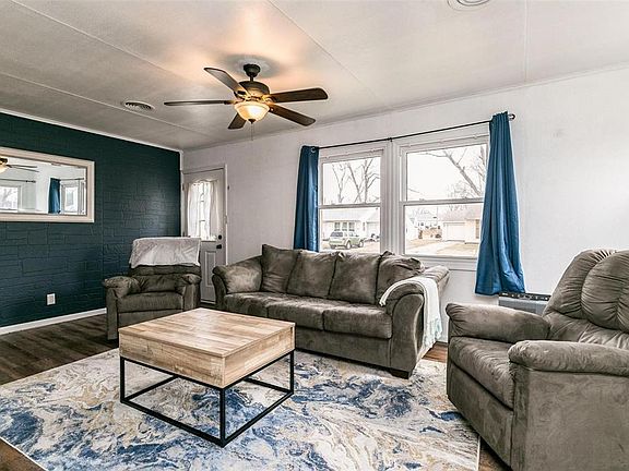 3rd image of 3736 G Ave NE