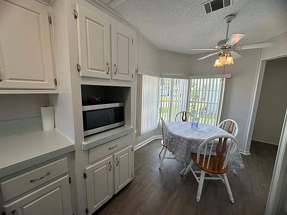 5th image of 1107 Caine St #1107C