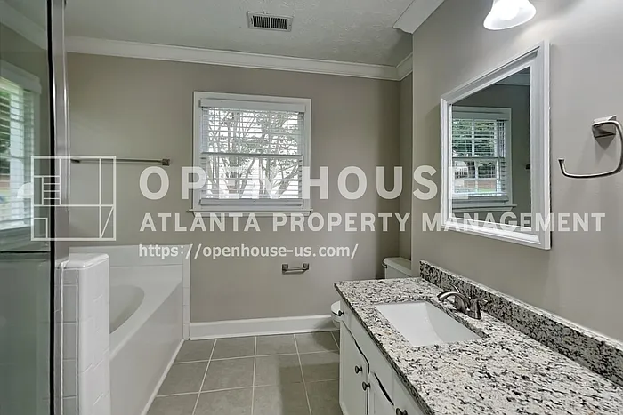 4620 Hampton Square Dr — Photo 11