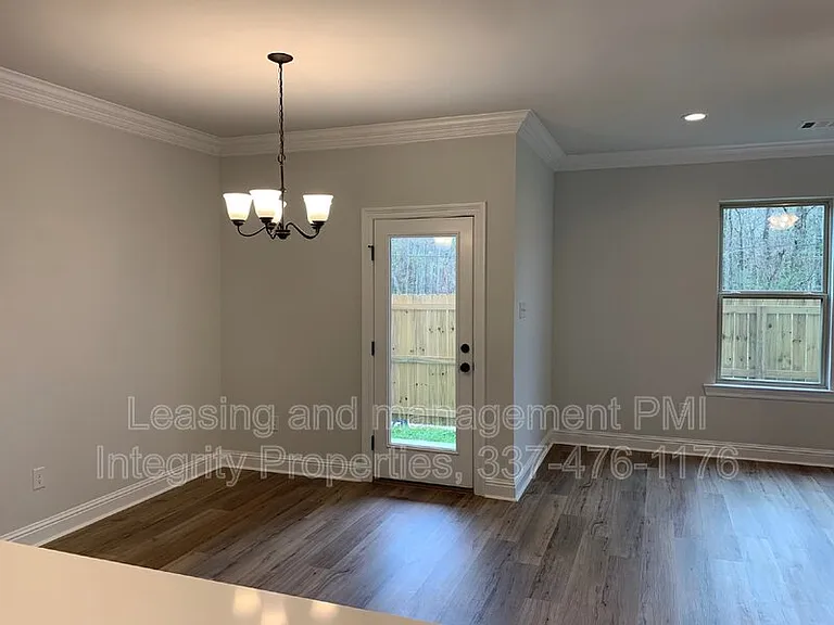 7832 Pisa Dr — Photo 11
