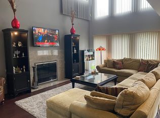 331 Milford Rd, Deerfield, IL 60015