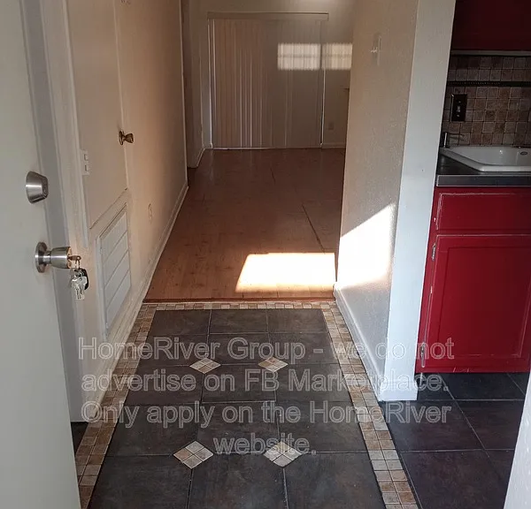 10075 Westpark Dr #9 — Photo 4