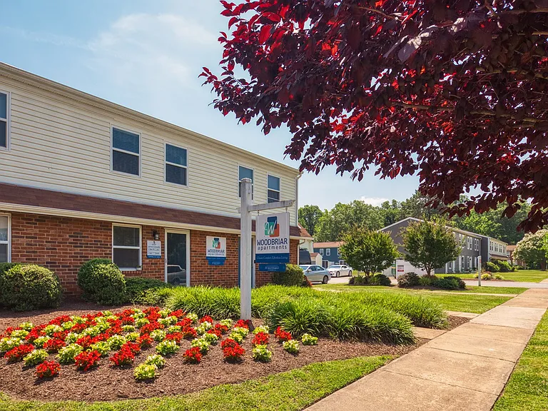 Woodbriar Apartments — Photo 22