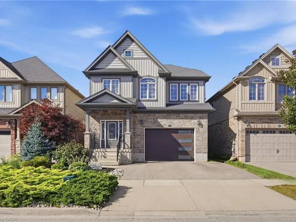 264 Steepleridge St, Kitchener, ON N2P 0B4