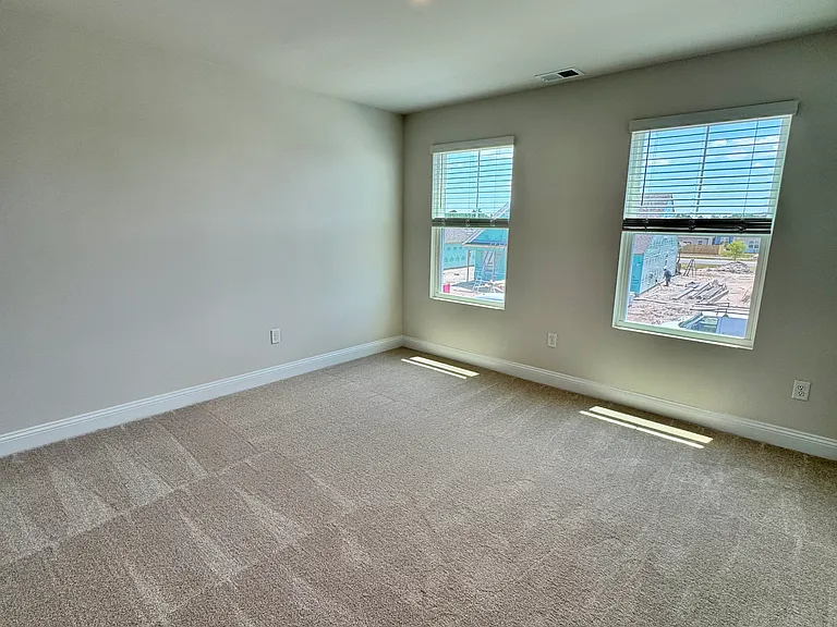7453 Linda Vista Ln — Photo 28