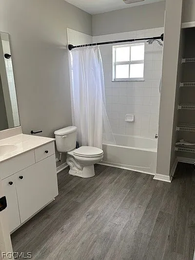 1107 Enrique St E — Photo 24