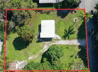 1135 Shady Rest Ln, Naples, FL 34103