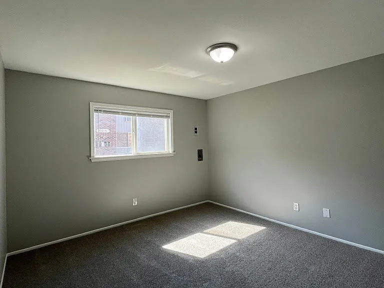 4431 Oakwood Blvd #3 — Photo 6