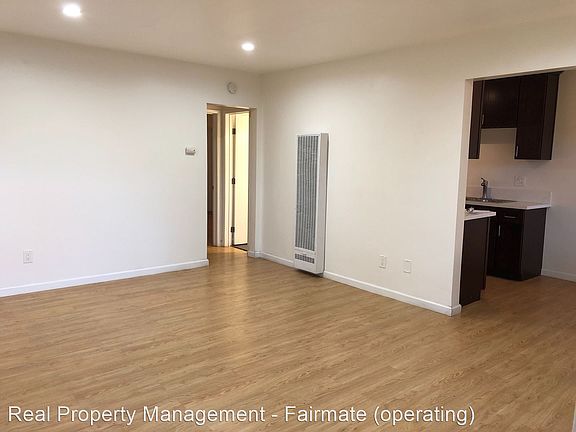 5th image of 1172 Del Valle Ave