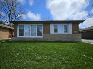 12645 S Muskegon Ave, Chicago, IL 60633