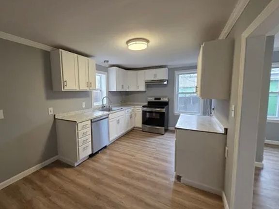 4th image of 113-117 Cedar St #113