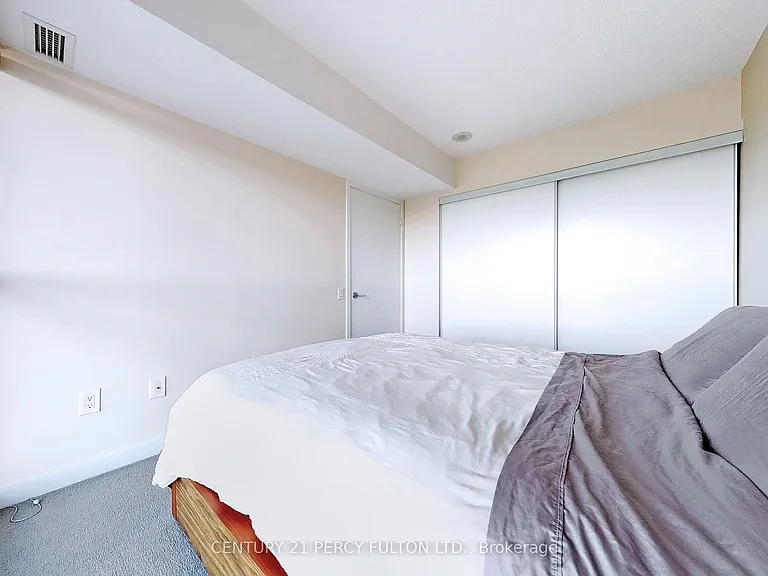 15 Singer Ct #1207 — Photo 16