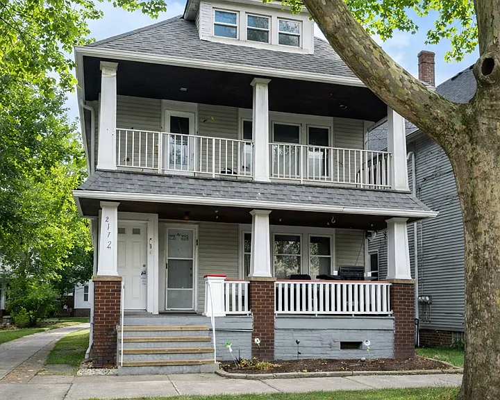 2109 W 11th St — Photo 1