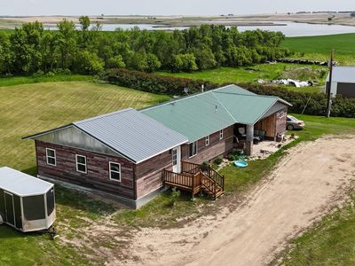 1632 12th Ave NW, Turtle Lake, ND, 58575