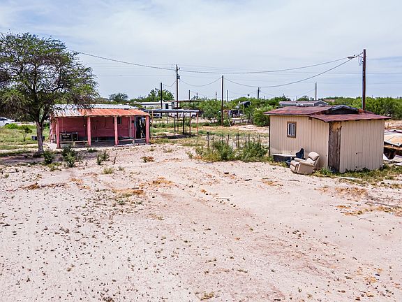 2nd image of 309 Main Ave