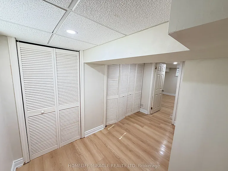 12 Roselm Rd — Photo 18