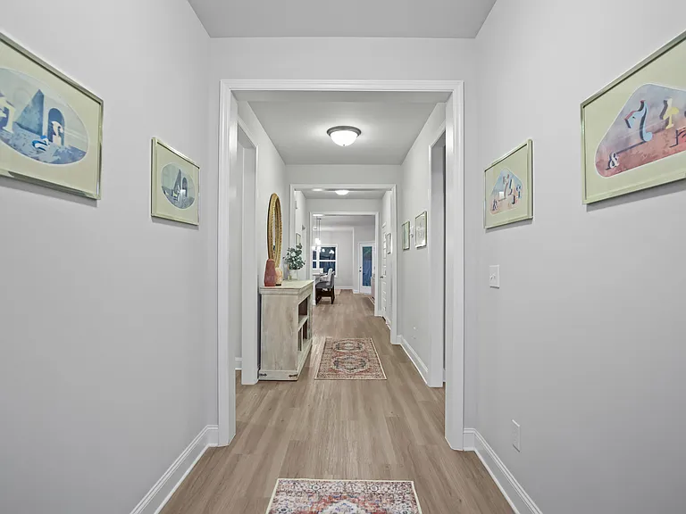 185 Williams Pointe Blvd — Photo 2