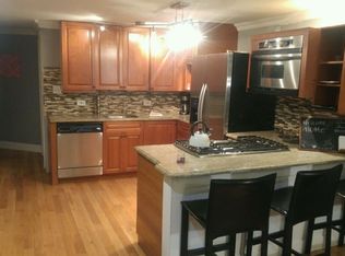 2847 W Warren Blvd #G, Chicago, IL 60612