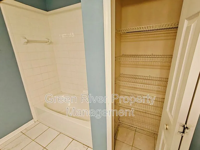 1845 Weston Cir — Photo 25