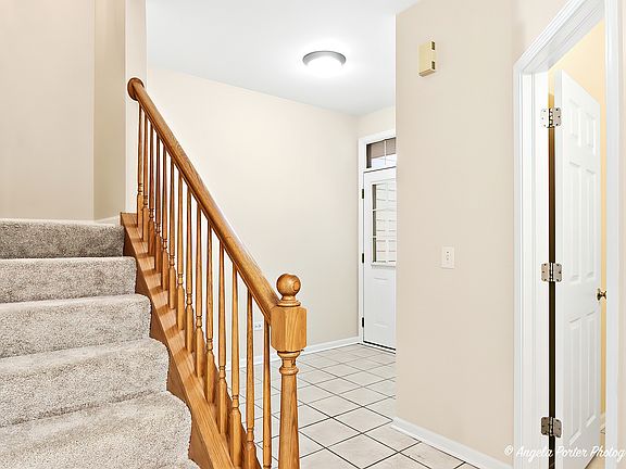 3rd image of 304 Whitaker Trl #2-4