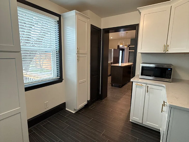 2512 Pansy St SW — Photo 10