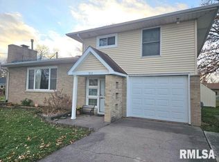 915 Locust St, Wilton, IA 52778