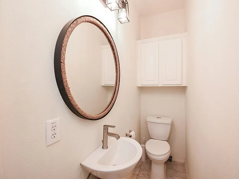 13646 Garden Grove Ct — Photo 27