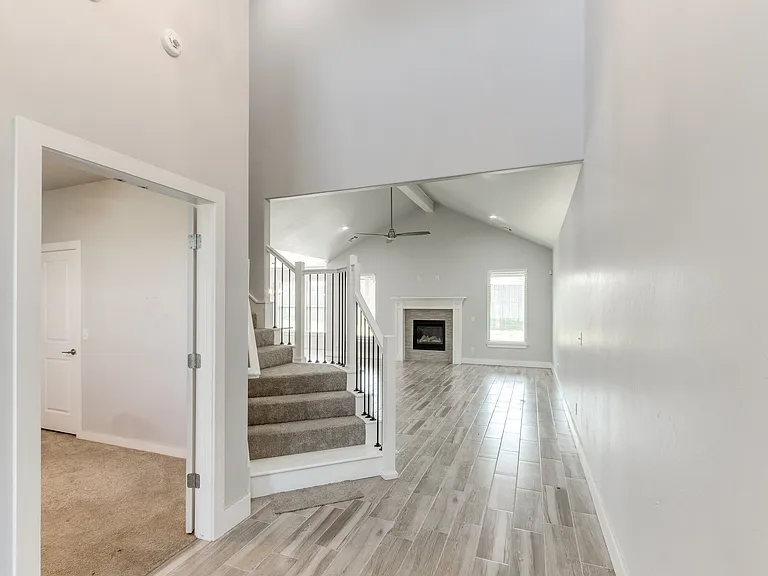 16421 Water Stone Way — Photo 10