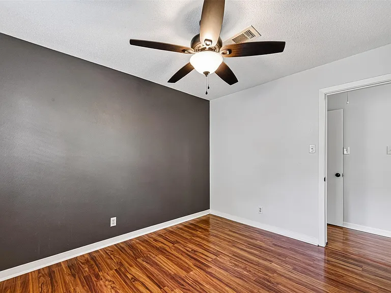 5114 Beechnut St — Photo 20