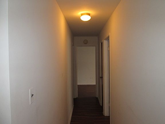 2nd image of 938 North Blvd APT 303