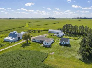 9102 Hammond Ave, Waterloo, IA 50701