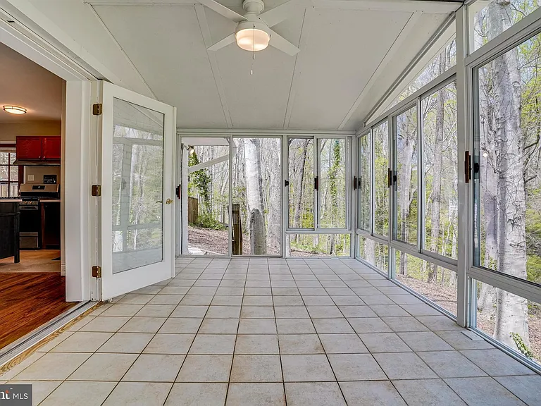 7430 Hastings St — Photo 20